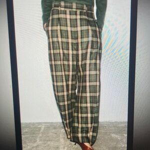 High-Waist Wide-Leg Plaid Pants in Green